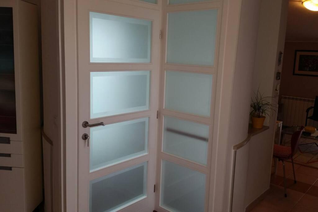 Apartment Anna 2 Pula Bagian luar foto